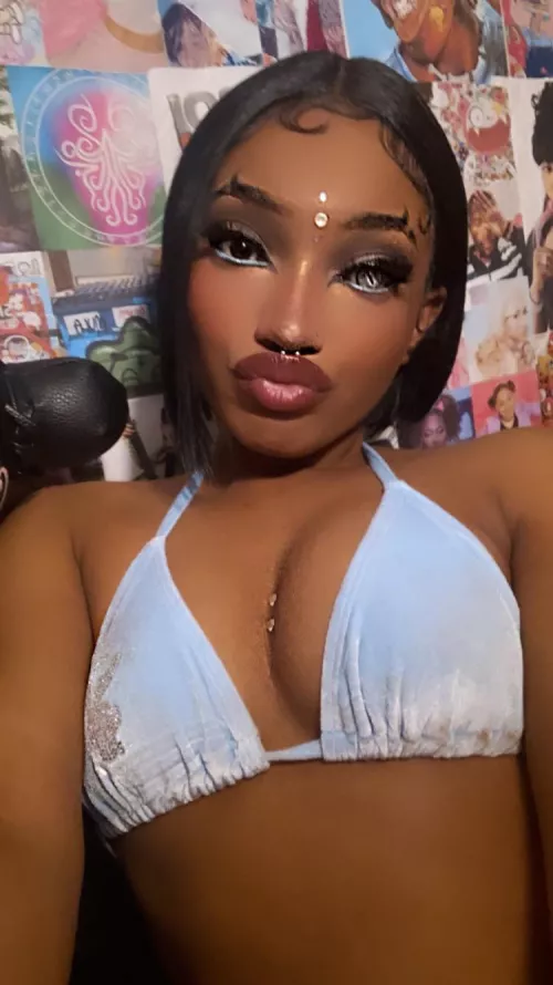 Twitter:@Kreolekittyx 🎀👁‍🗨 Insta: @HarajukuHaitian