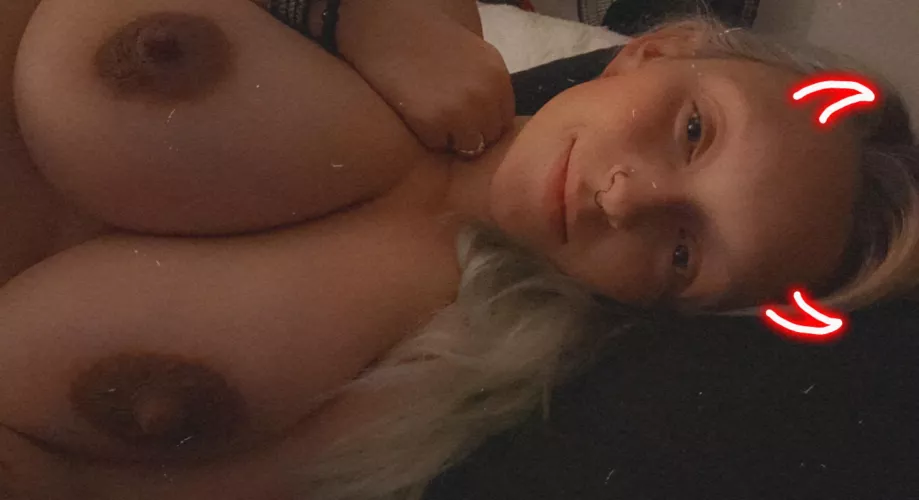 Wanna play with my huge titties