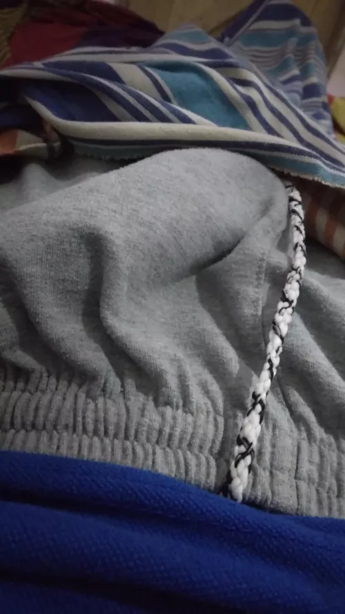 What do you do to warm up?😉 dm me any real girl sex chatfor free forever