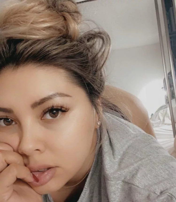 Who wants this sloppy seconds right now?💦😩👅