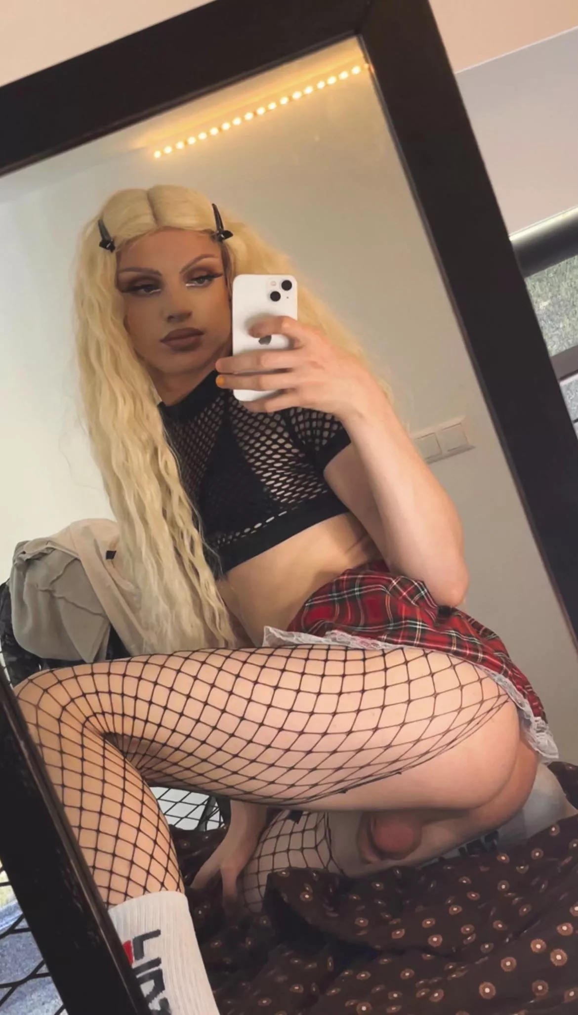 You like fishnets? 😌