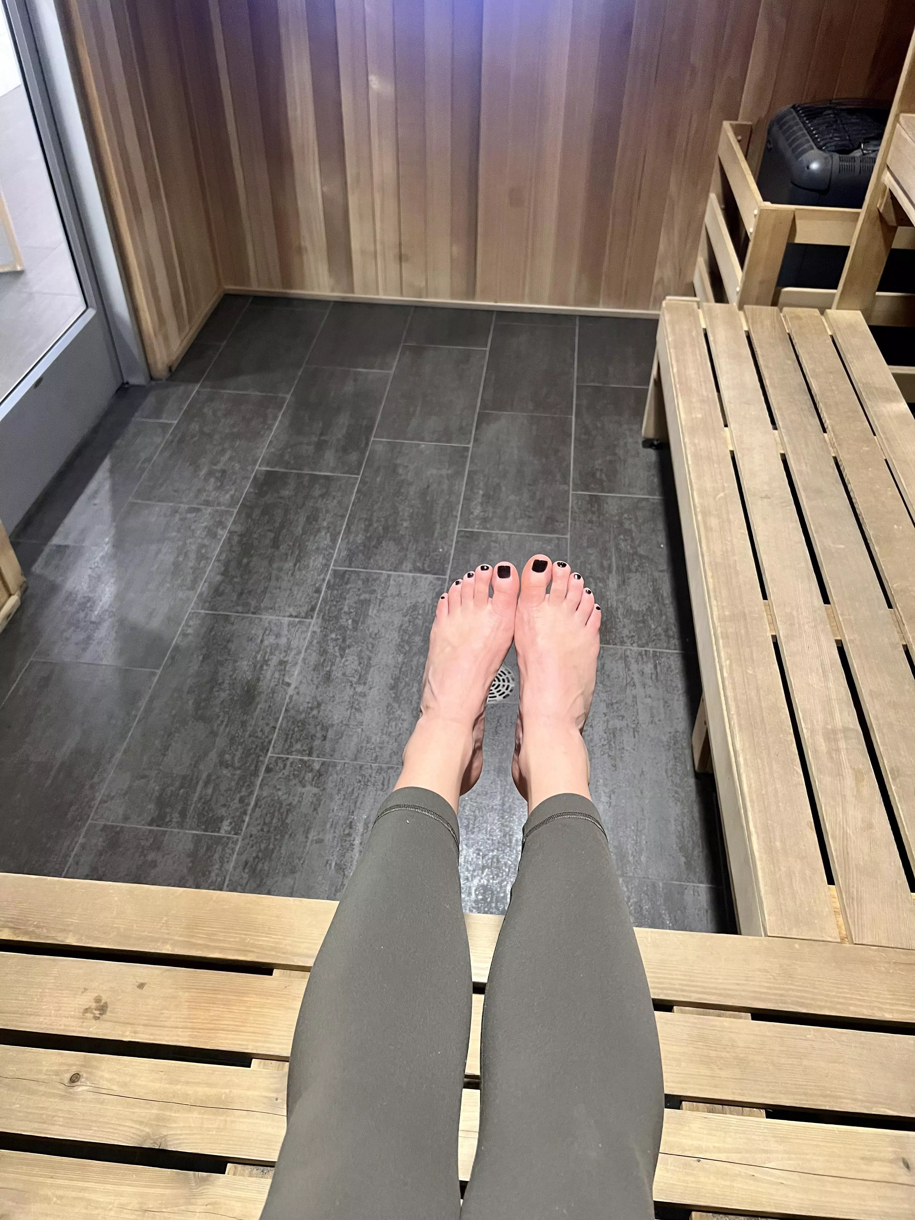You walk in on me and my sweaty feet in the empty sauna, what happens next?