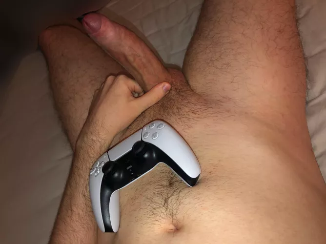 25(m) which are you choosing?😝