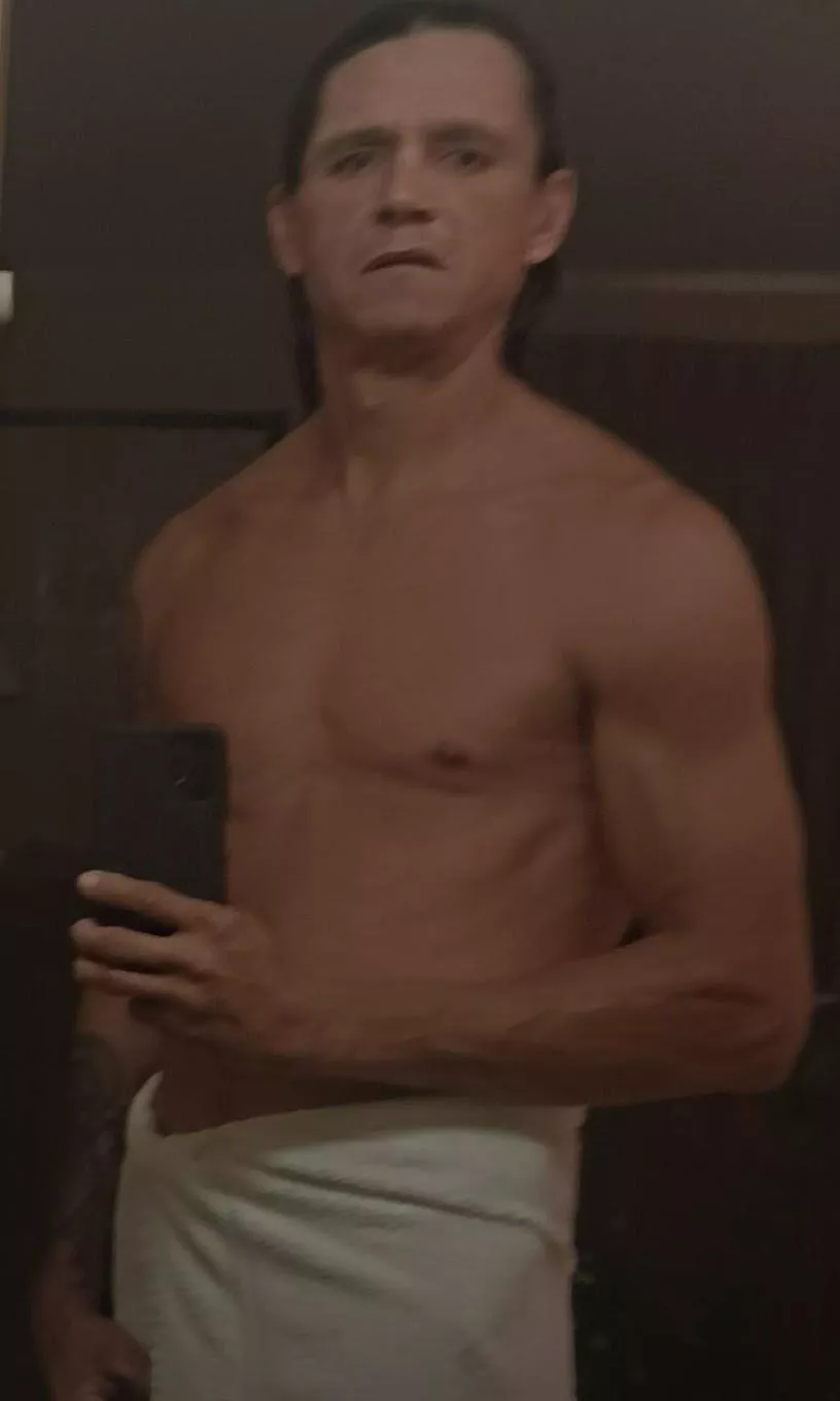 49y Knoxville tennessee