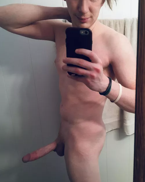 About to shower, wanna get dirty instead?