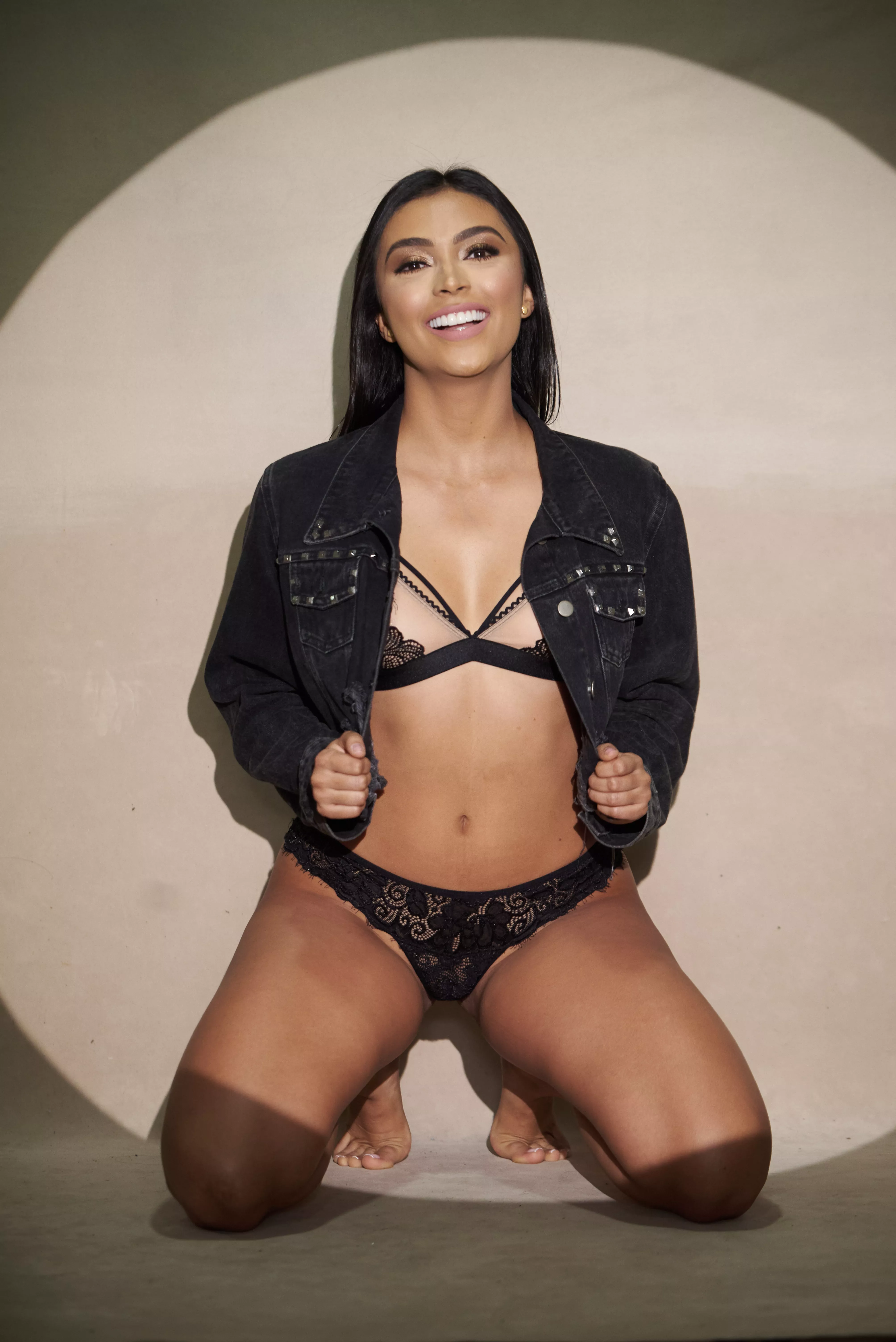 Allow me to reveal you my sexy body