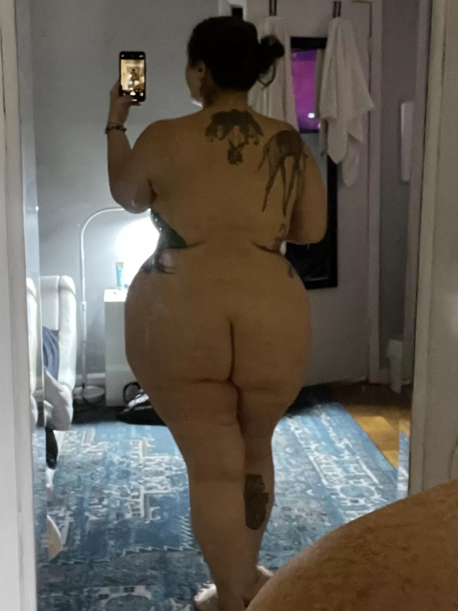 An oldie but goodie 🍑