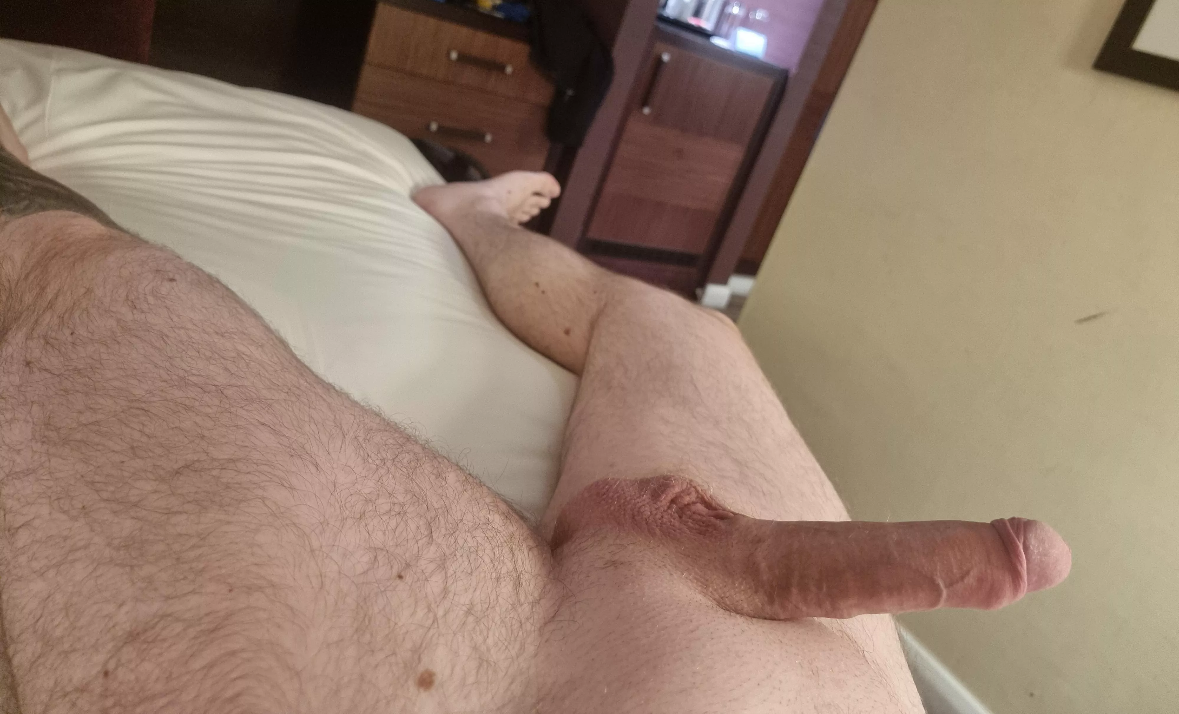 Any horny ladies want to come and help me mess up this hotel room ;)
