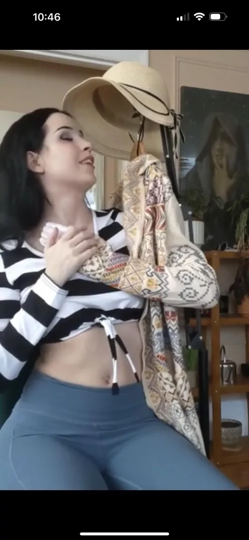 Anyone have a name or know the video?