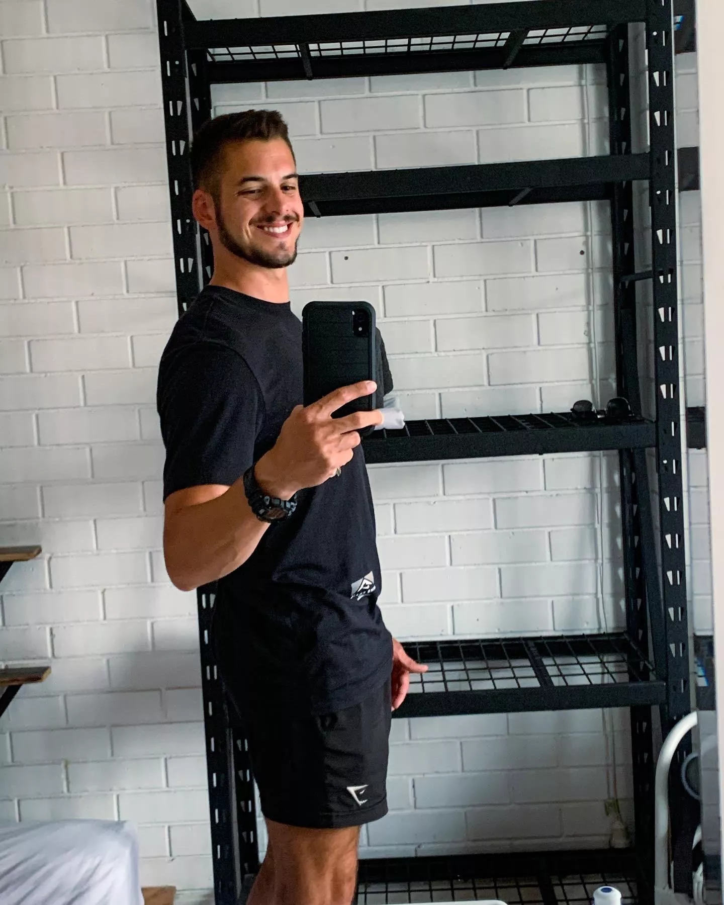 Anyone in Sydney looking for friends new in the city (29)