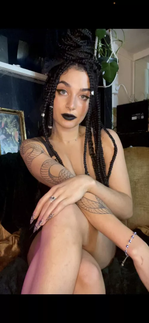 anyone looking for a goth dommy mommy?