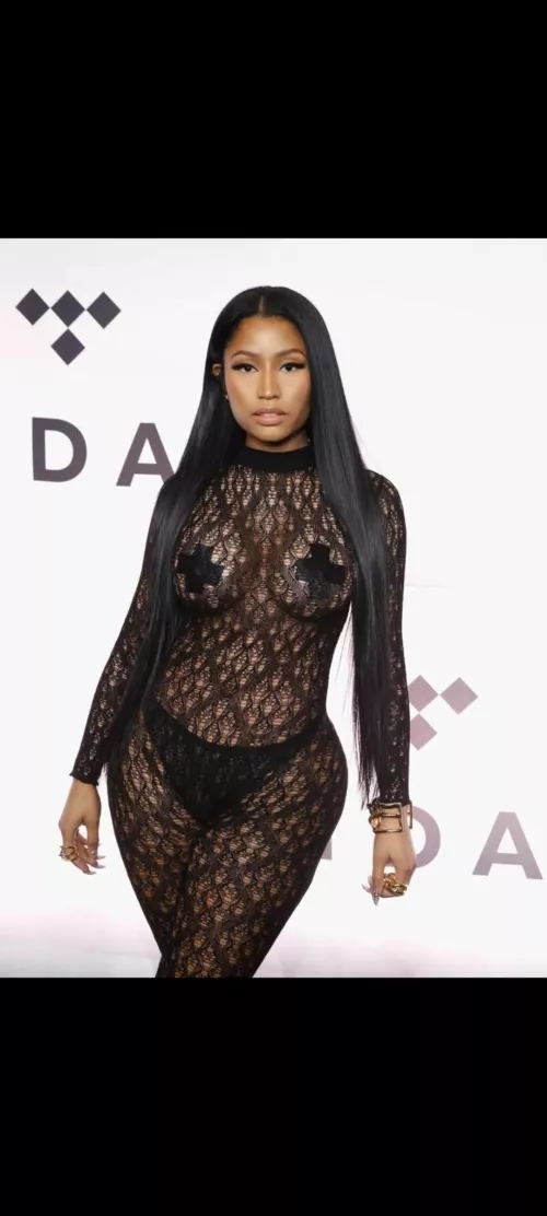 Anyone wanna get bi for Nicki?