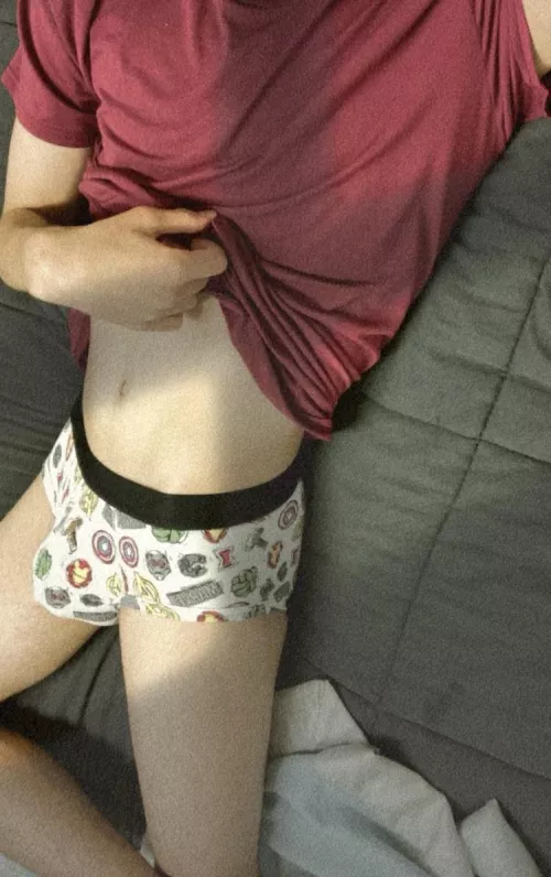 Come cuddle me? 🥺