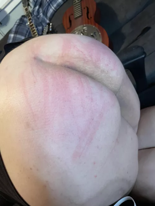 Daddy is getting me good right now !