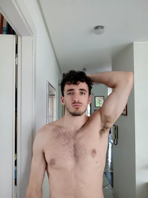 do you prefer a shaven or hairy pit?