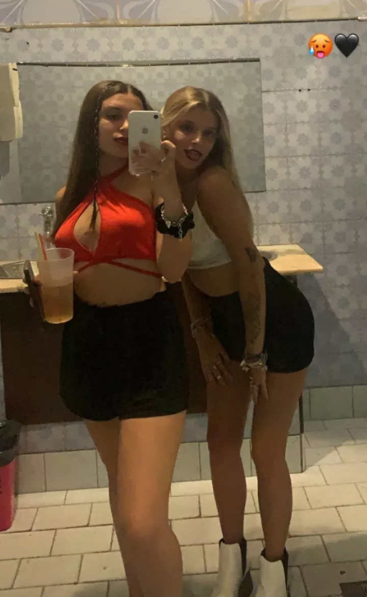 (F18)❤️ I felt very confident that night! But now idk... What do you think?