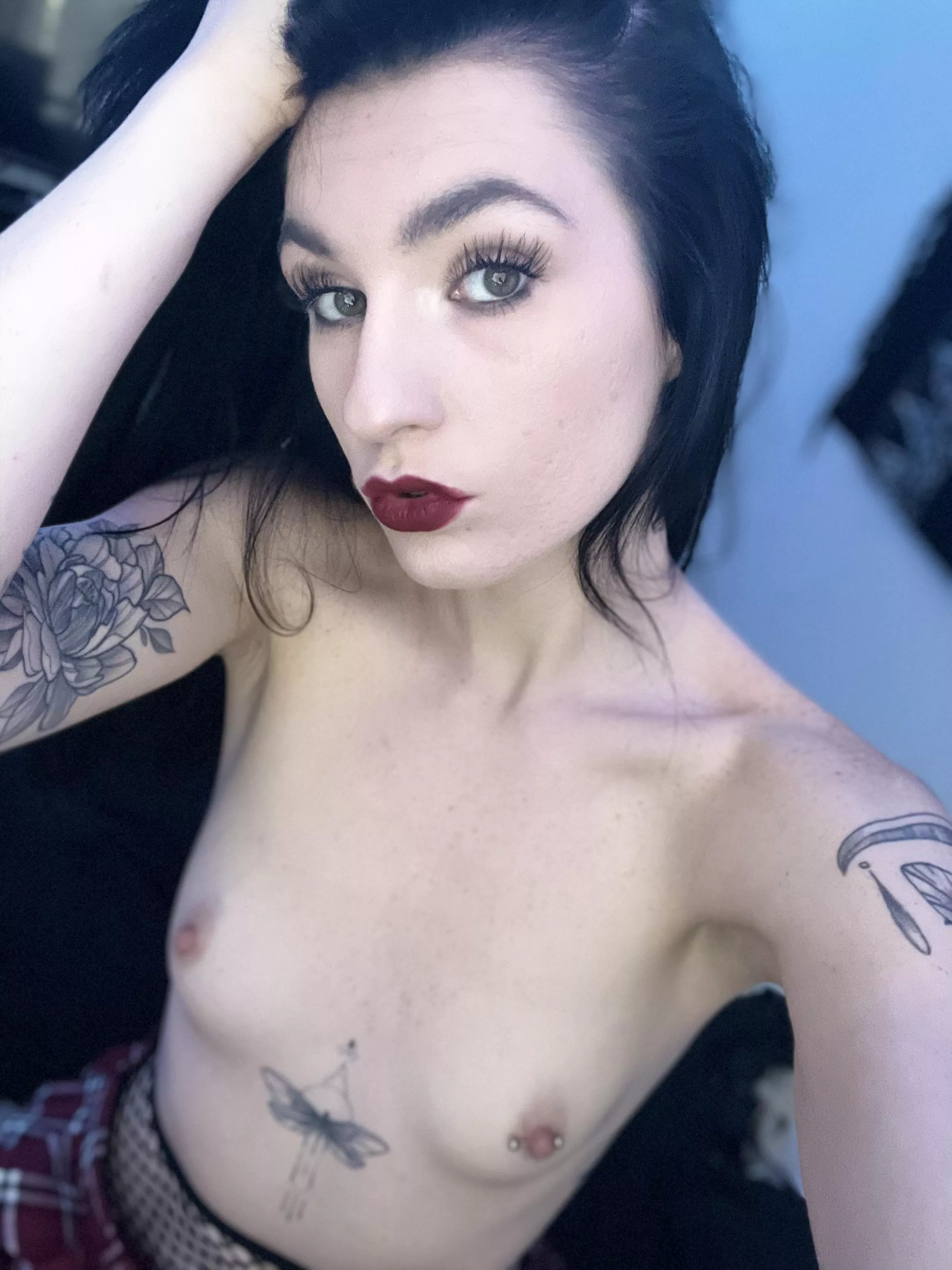 Follow my OnlyFans to see more 🥰