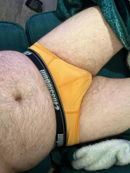 Hanging out at ho(m)e