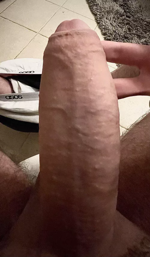 Hi guys! 30 y.o. — 205cm/85kg — 21 cm