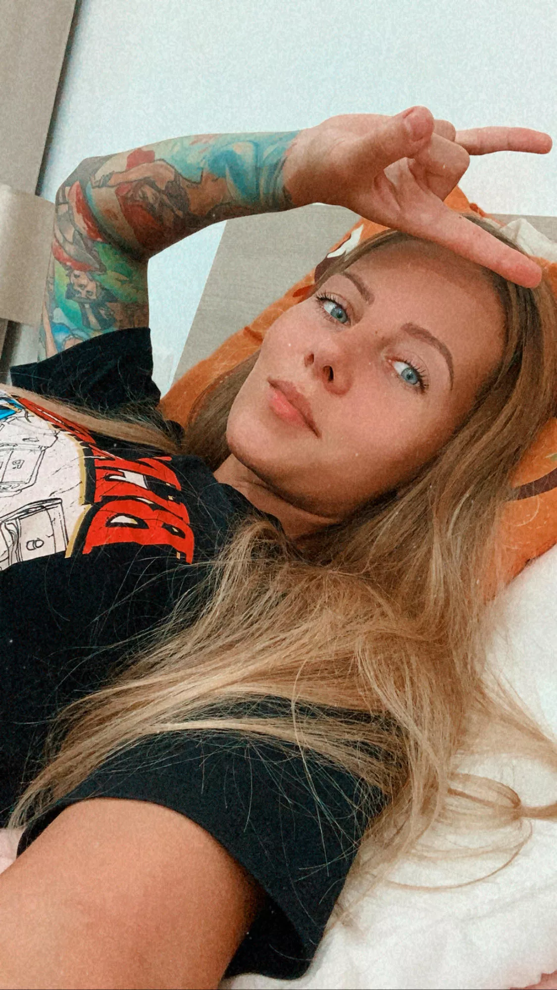 If you noticed me... good morning (: