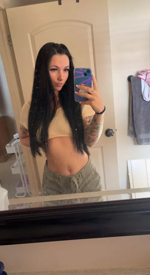 I’m new around here, should I stay? 🥺