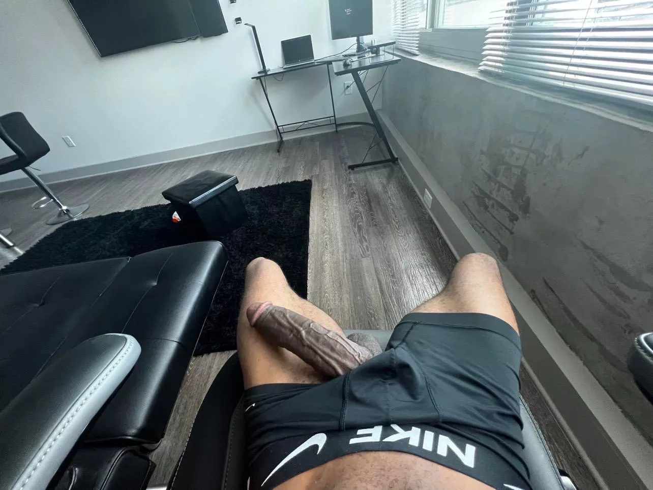 im working late can you drain me on lunch?