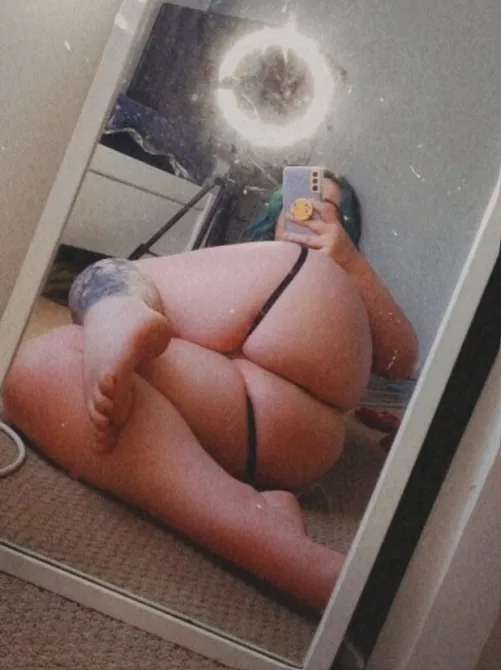 Is this fat enough for you? 😏🍑