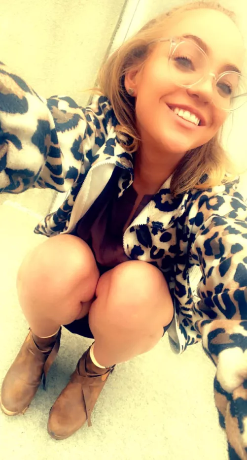 Just a mommy, looking for her daddy 🥵