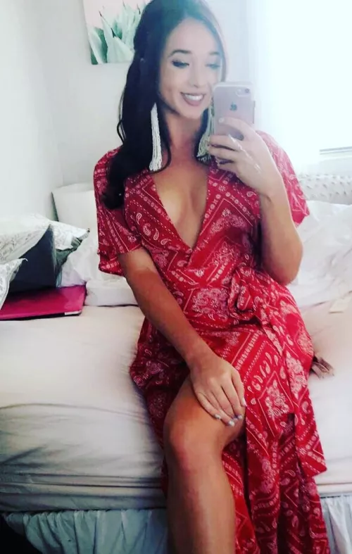 lady in red