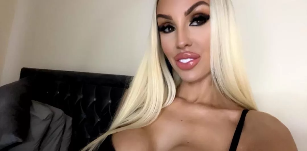 Let me be your little brat