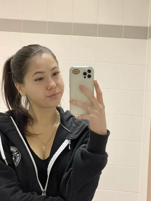 Need to find a man who eats ass for pleasure