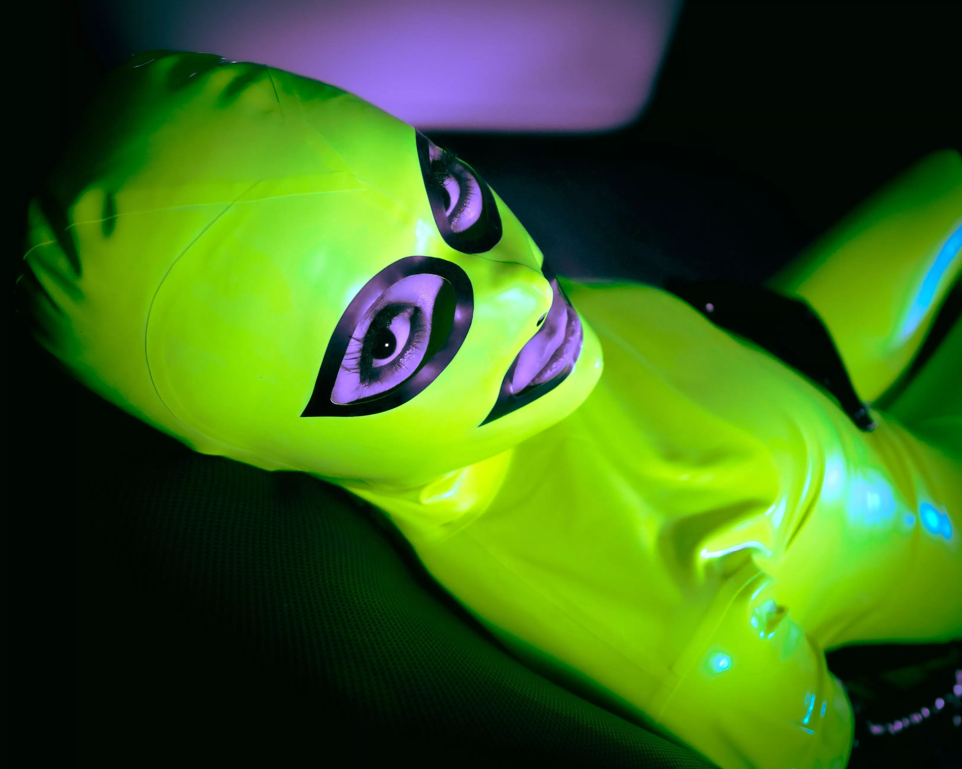 Neon latex