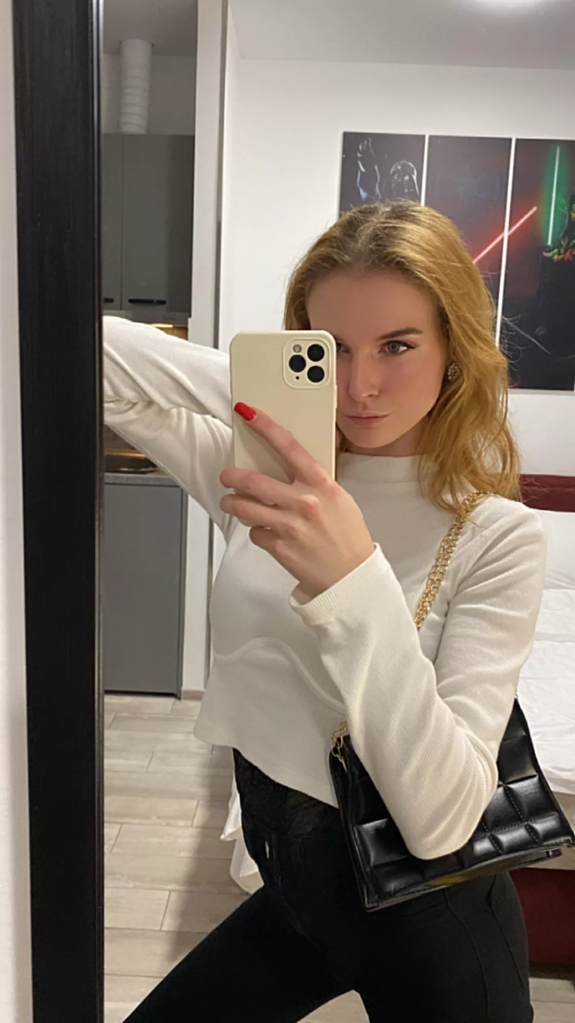 Once your cock is in my lips wont let you pull out