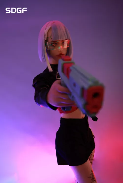 Pls Hands up ! Or I’ll shoot you.