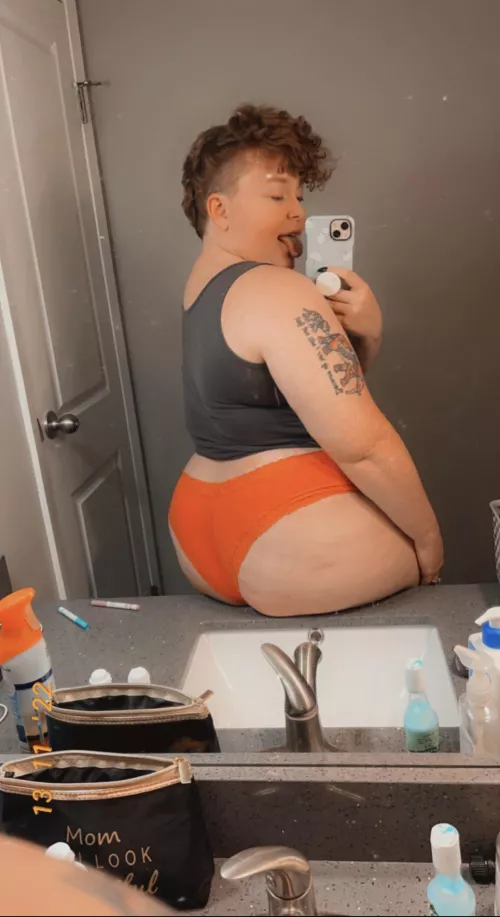 [SELLING] snack? I’m the whole damn meal🤤 KlK: bunnybabesred / SC: rhbunnybb