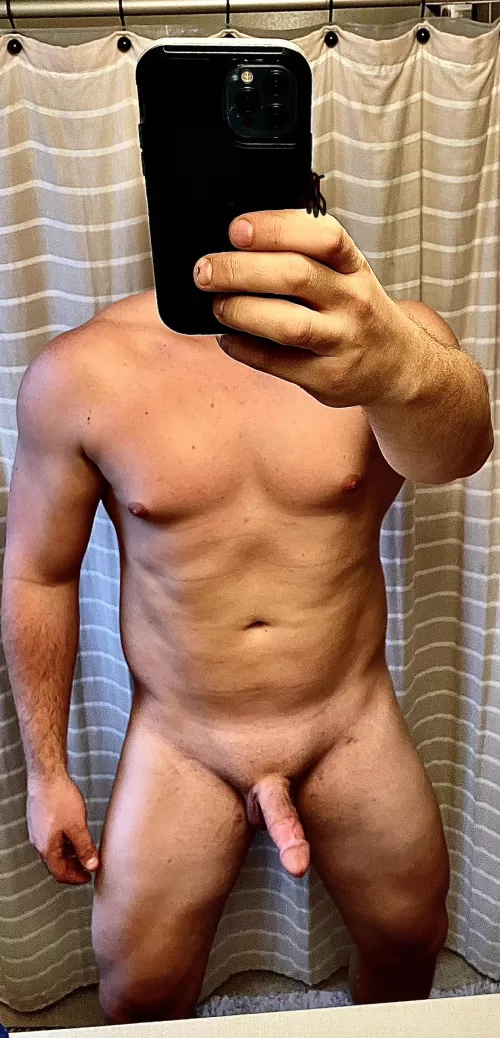 Sure wish I had someone to play with after my workouts! [M]