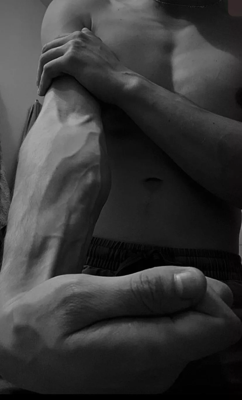 the insertions in my forearm muscle are no joke