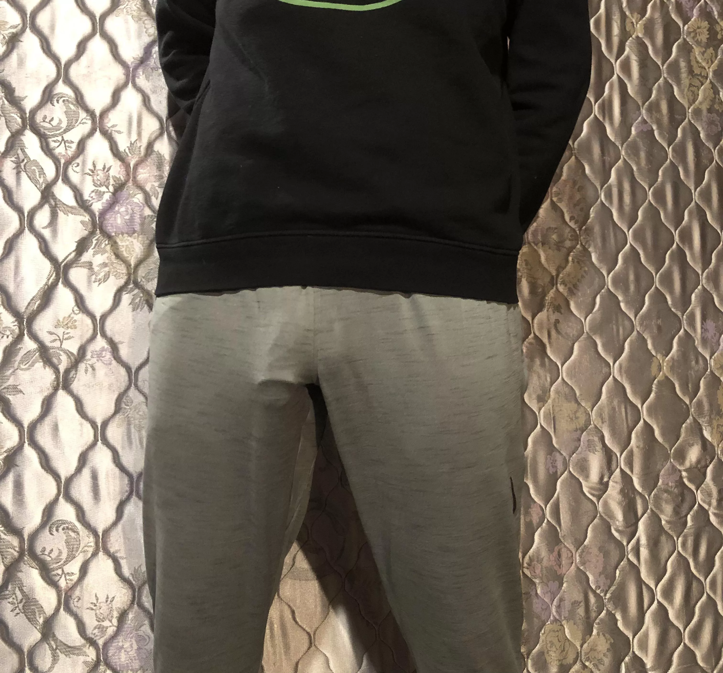 Tis the season for free balling and grey sweatpants