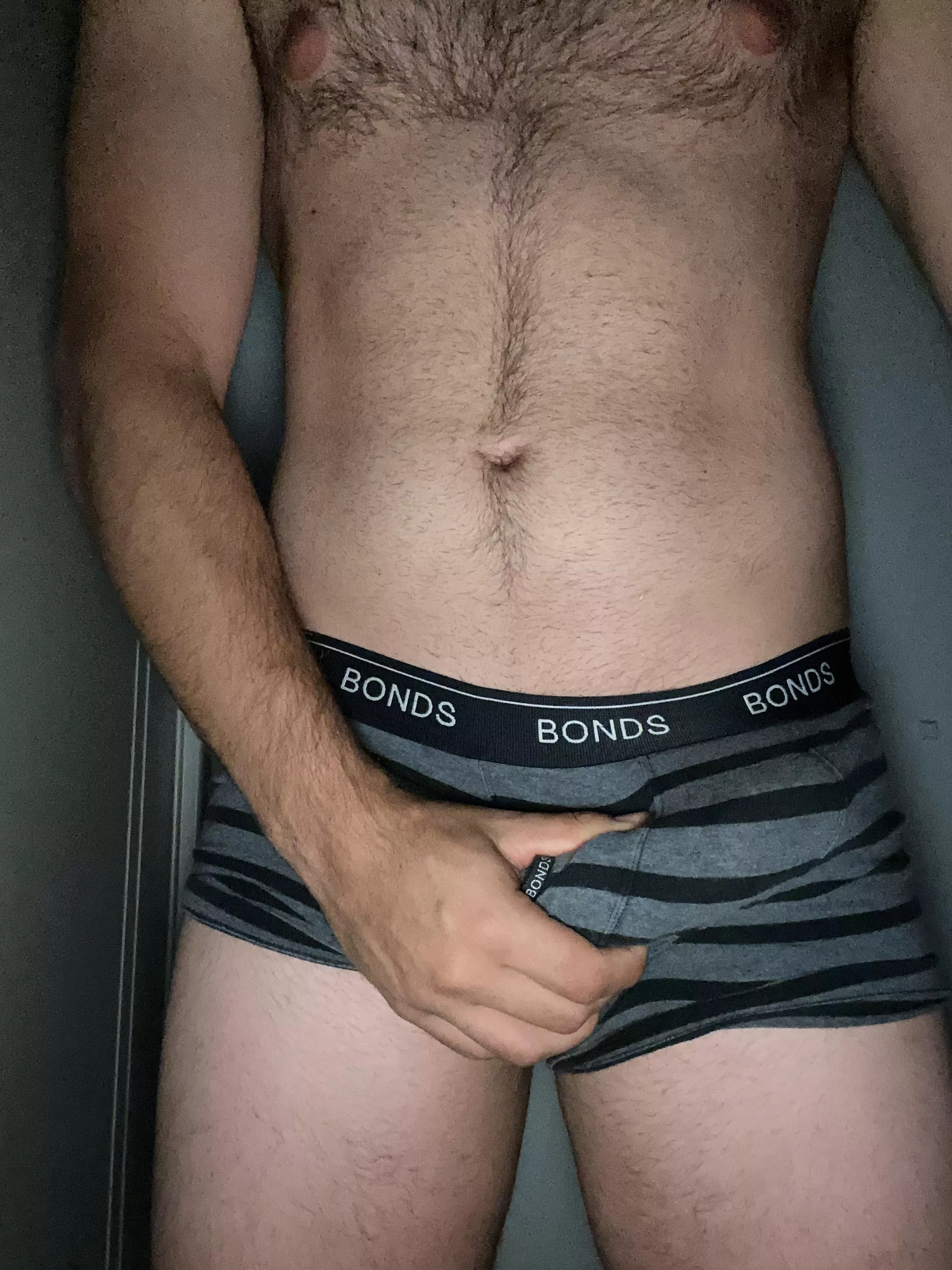 Underwear can’t contain something! 21(M)