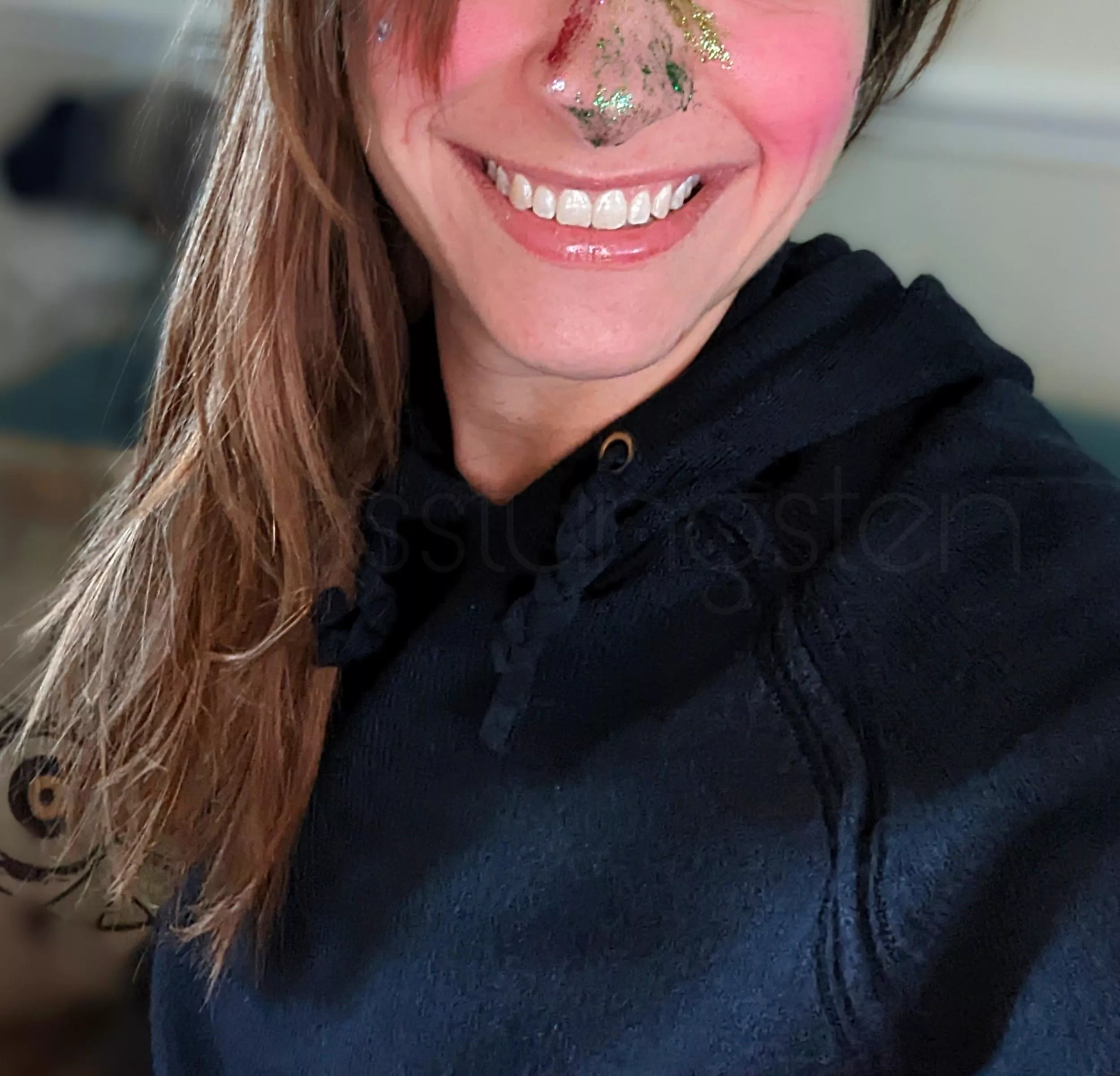 When your little one does your makeup & you can't help smiling! Happy [F]riday!