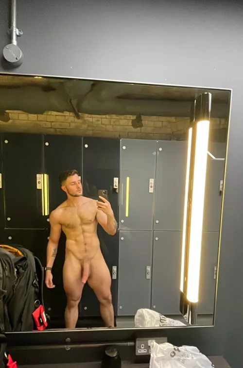 (29) would you get on your knees for me?