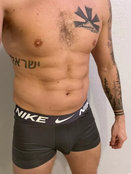 (36) woo Friday night