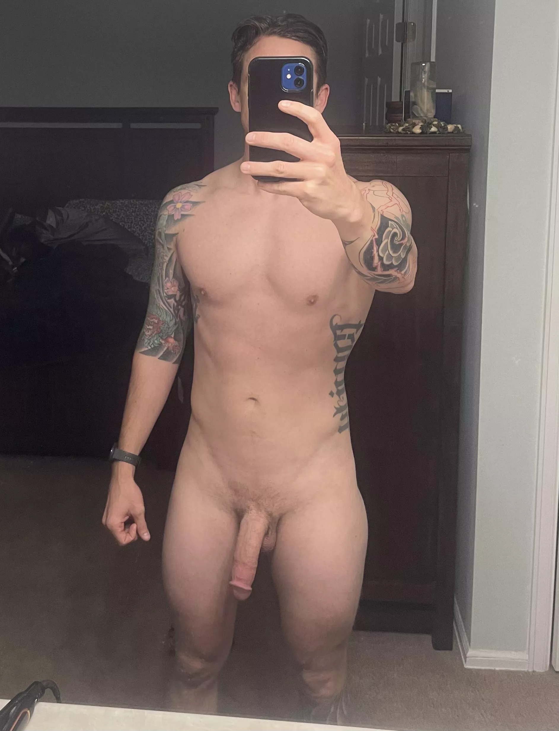 (39) Love me some thick girls!