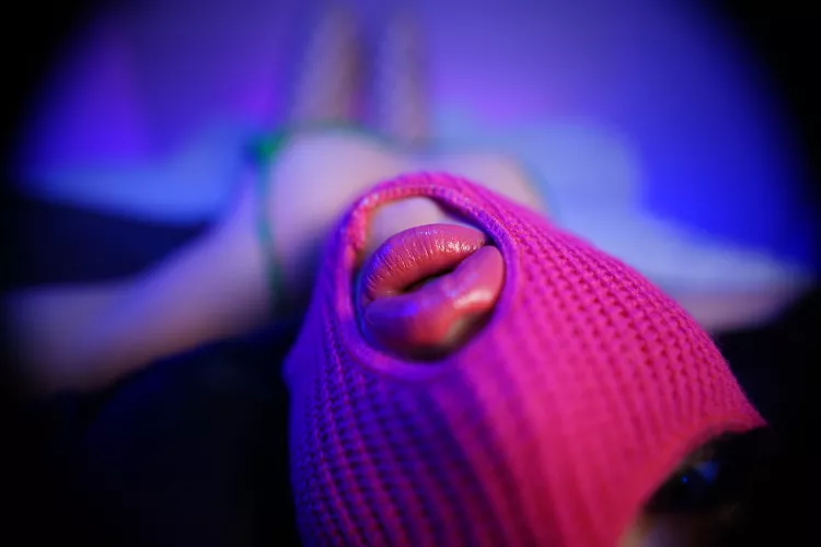 Access to these lips would be the perfect xmas gift to you.