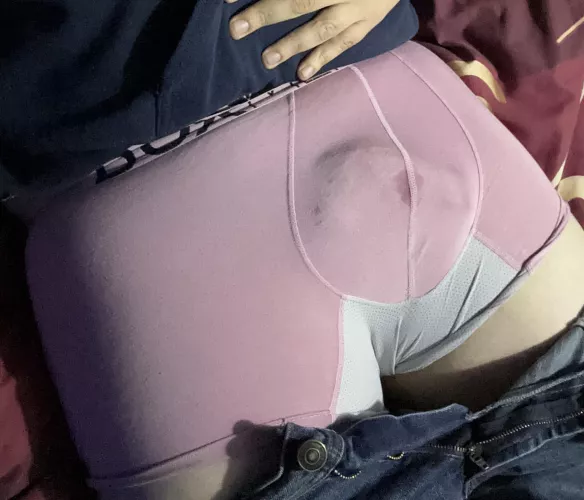 Another boring weekend so just chilling out surfing Reddit