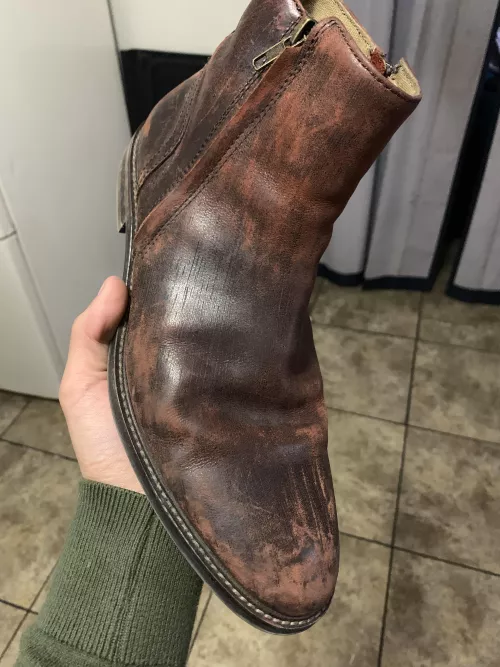 Can these be dyed all one dark brown chocolate color or will it come out the same?