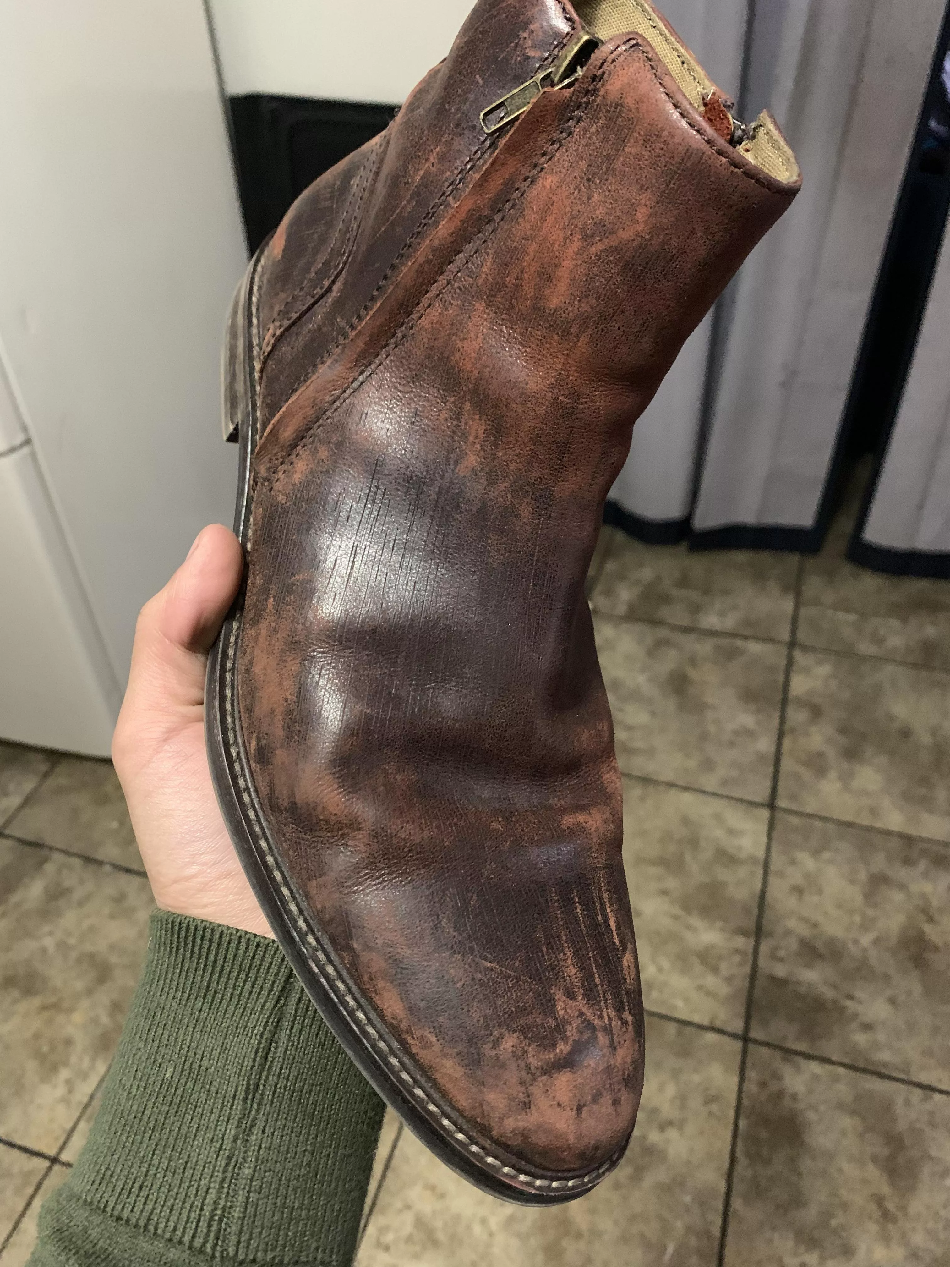 Can these be dyed all one dark brown chocolate color or will it come out the same?