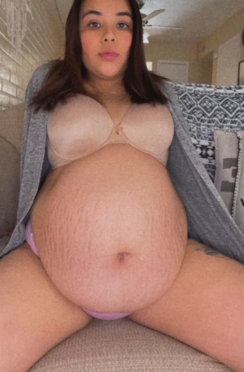 Can you fuck my belly button please 😍