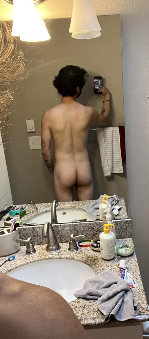 Can you tell I’ve been getting my squats in? :)