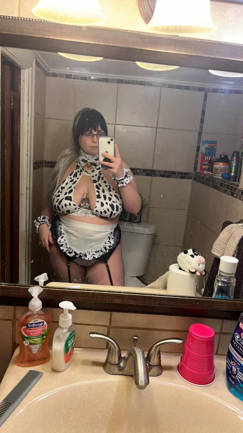 Daddy I want to show you my new cow breeding outfit
